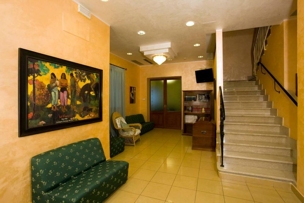Hotel Andrea'S Rimini Luaran gambar